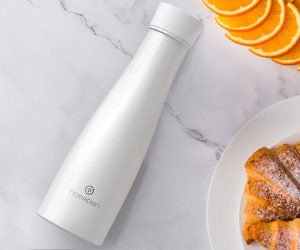 The Smart Self-Cleaning Bottle